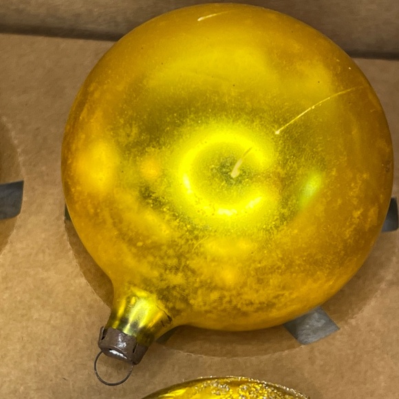 1950’s Gold Mercury Glass Christmas Tree Ornaments Vintage Set of 6 - Picture 6 of 15